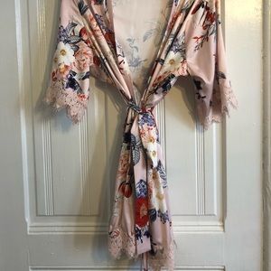 Le Rose Keepsake Rose Satin Robe